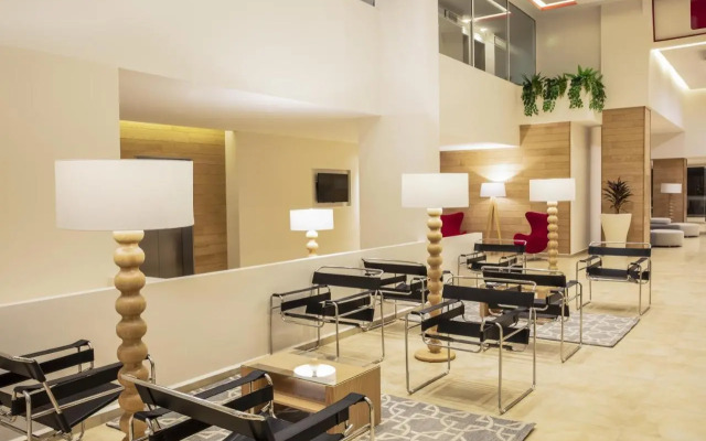 Fiesta Inn Celaya Galerías