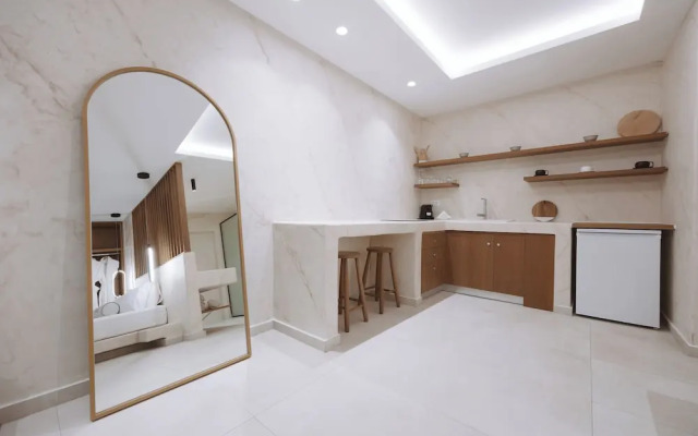 Pnoe Luxury Suites