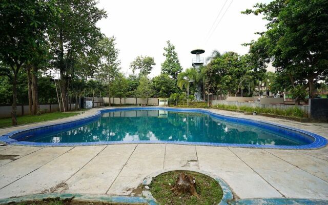 OYO 903 Kampoeng Kita Hotel