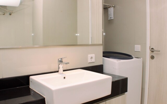 Spacious And Cozy Studio Room At Azalea Suites Apartment