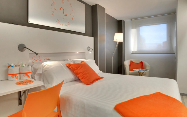 Hotel Bed4u Pamplona