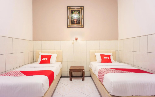 OYO 2180 Vina Vira Hotel