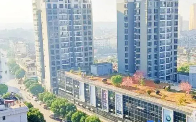 Shilin Hotel