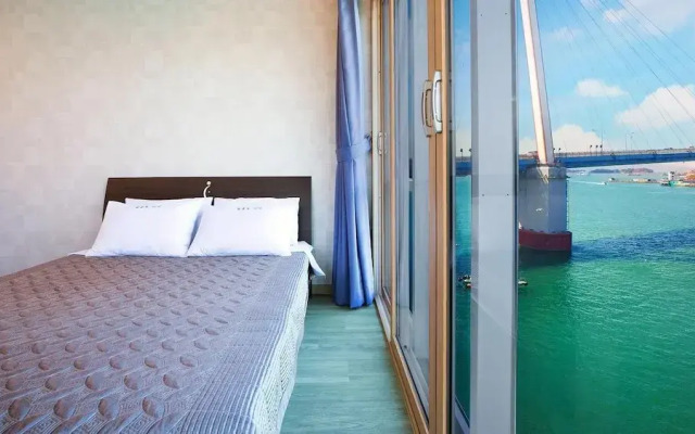 Yeosu Janggun Island Pension