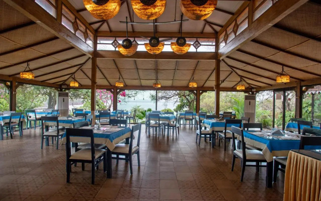 Stone Water Eco Resort