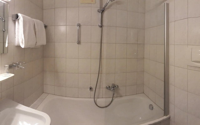 Hotel & Gasthof Zur Post