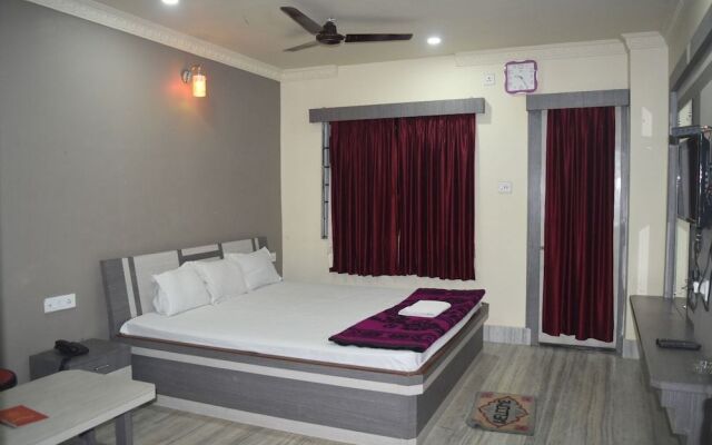 Hotel Mamoni Group