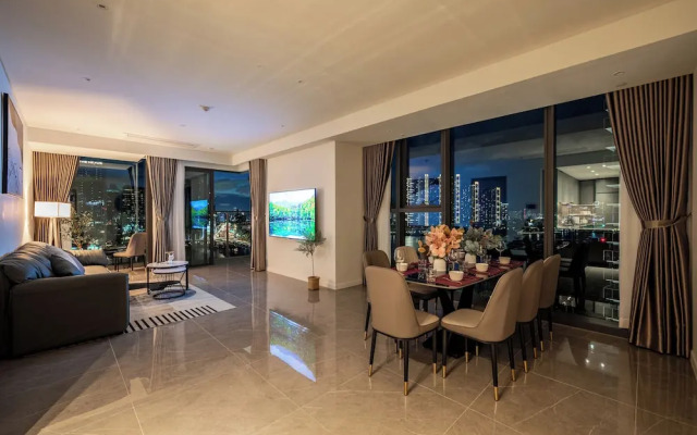 The Opera Residence Luxury Vacation