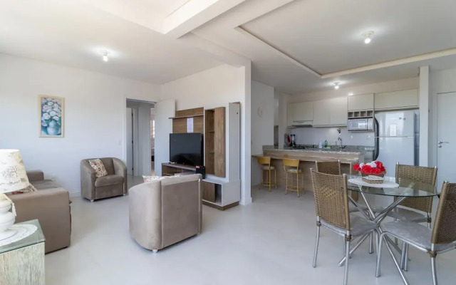 Cozy Apartment 3 Minutes From the Beach Cmi0301