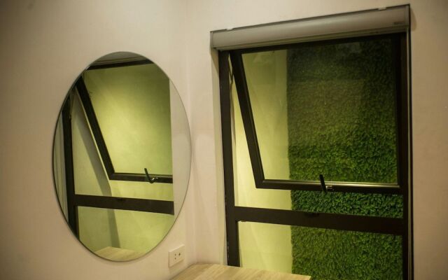AHA Green Hotel & Apartment HN