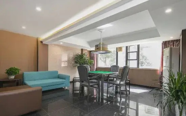 Pinle Hotel