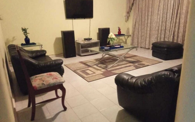 rush bond villa