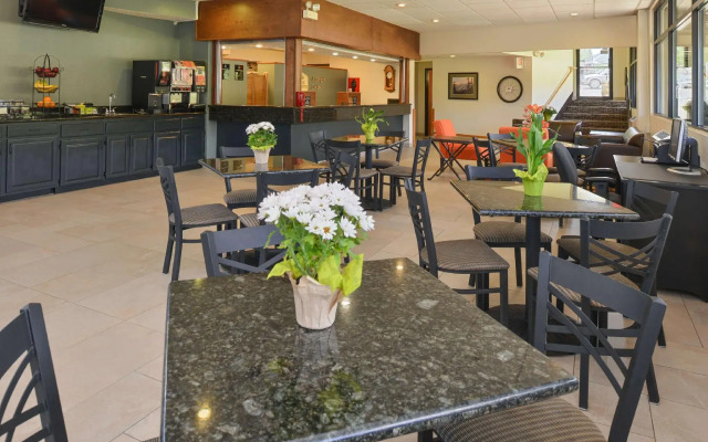 Best Western Alpenglo Lodge