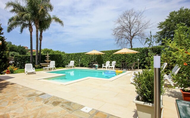 Nice Apartment in Castellabate With 2 Bedrooms and Wifi