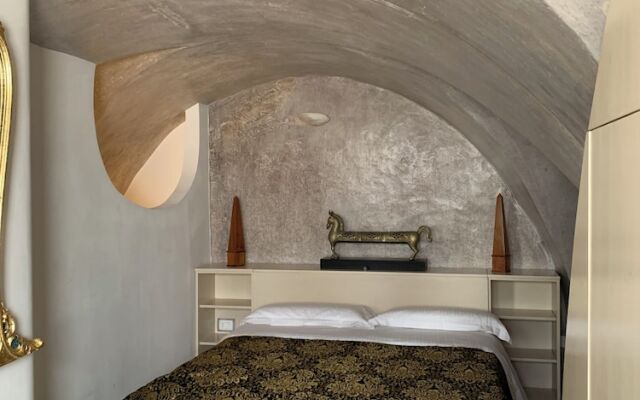 Salapolis Luxury Apartments