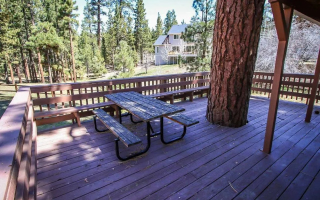 Sutherland 1055 by RedAwning