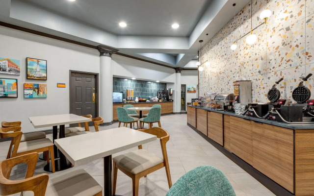 La Quinta Inn & Suites Sherman Denison