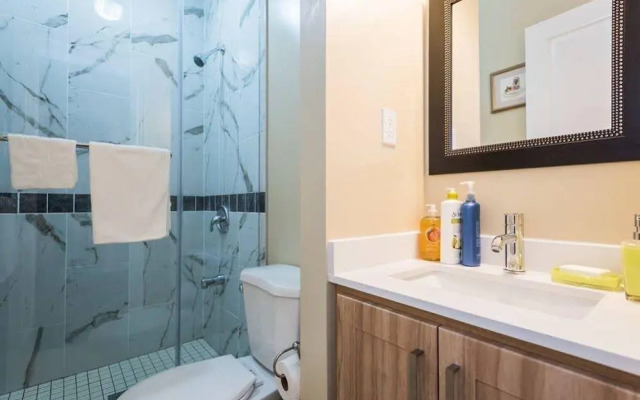 Downtown Comfortable Guest House