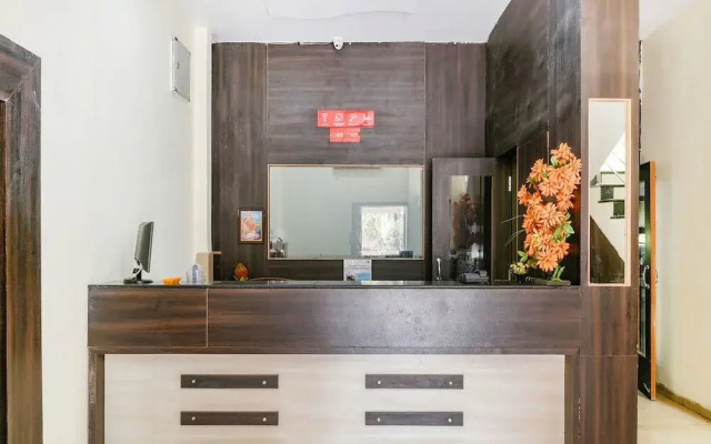 Hotel The Gentleman by OYO Rooms