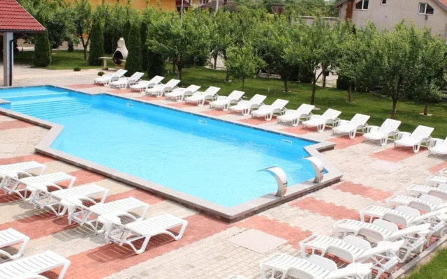 . TRANSYLVANIA HILLS Pensiune turistica