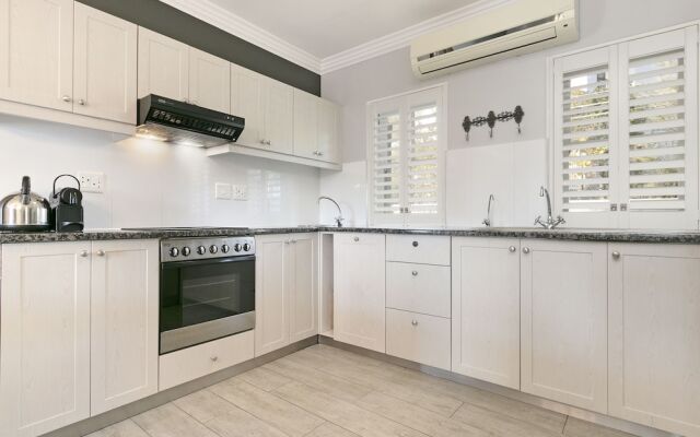 Winelands Golf Lodges 24