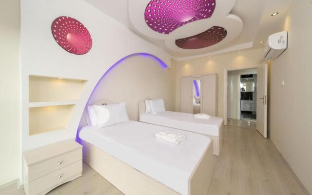 Spacious Apartment with Sea View in Alanya