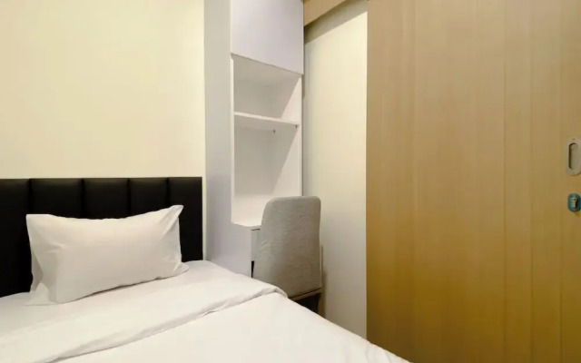 Restful And Modern Look 2Br At Meikarta Apartment