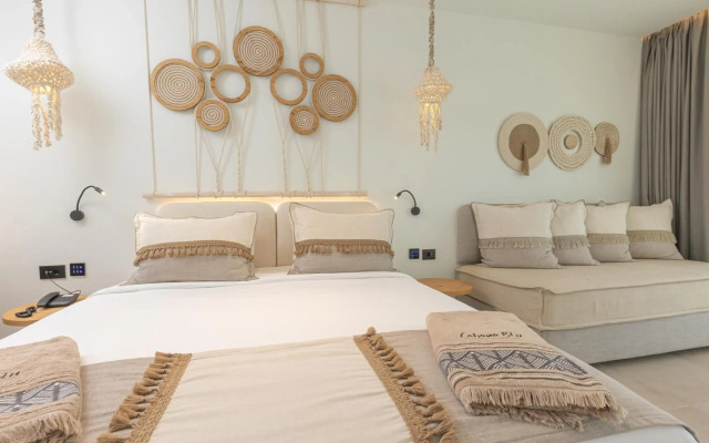 Cabana Blu Hotel & Suites