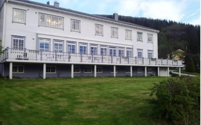 Eidsvåg Fjordhotell