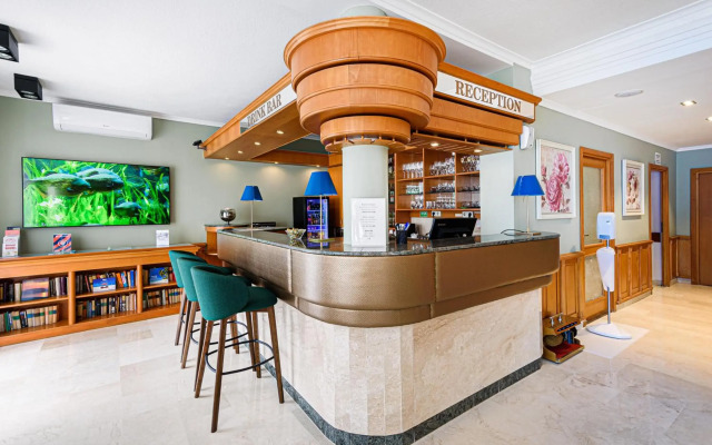 Holiday Club Apartman Hotel