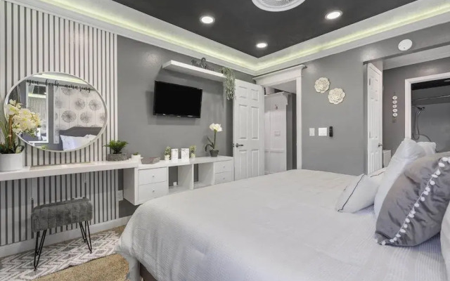 Retreat at the Pointe In the Heart of the Ozarks w/ Famed Branson Attractions