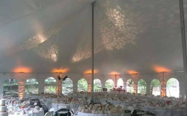 Nichols Village Hotel and Spa