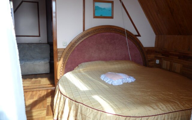 Medny Vsadnik Mini-Hotel