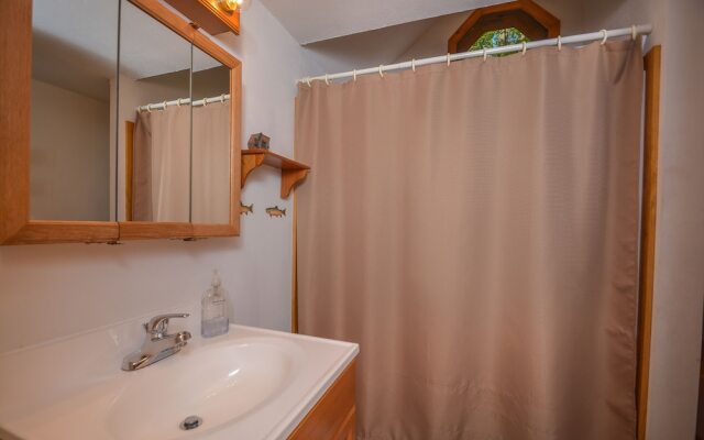 By the Stream 3 Bedroom House