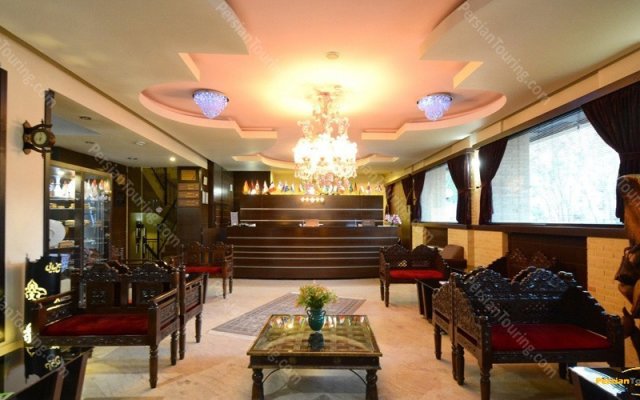 Sheykh Bahaie Hotel