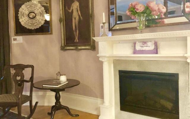 1000 Islands B&B – The Bulloch House