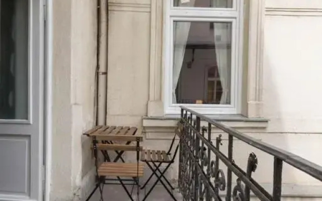 Luxury Apartment by Hi5 -Városház Suite