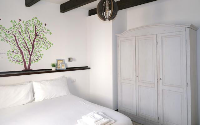 Welcomely - Santa Chiara