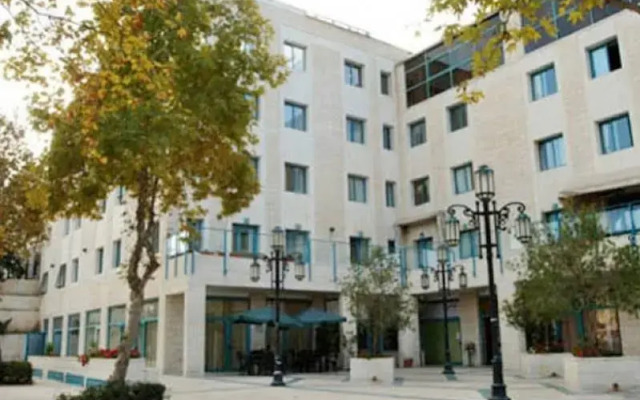 Ella Residence