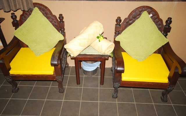 Melina's Beach Front Bungalow