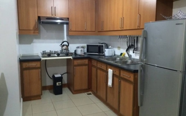 1 Br Robinsons Place Manila- Rpr07