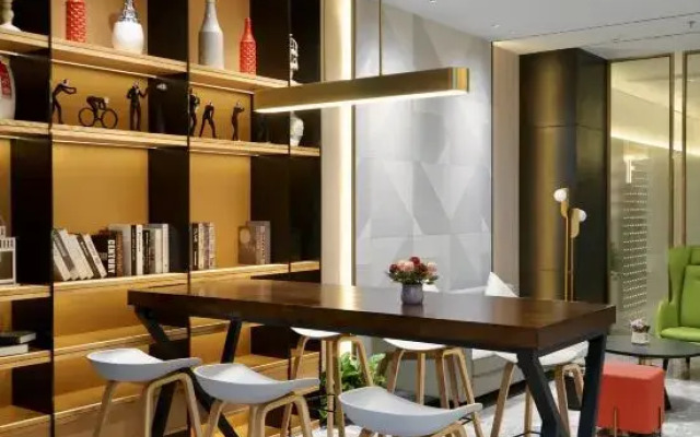 Zhongshan Yes I Hotel