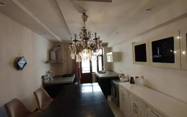 Baku Lake view 3 bedrooms apartment