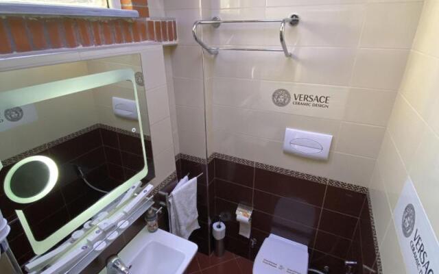 The Red Bricks Hotel