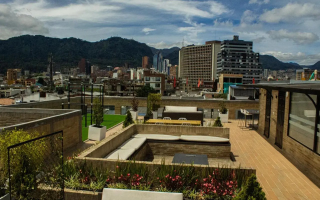 Aparta Estudios Connect Bogotá