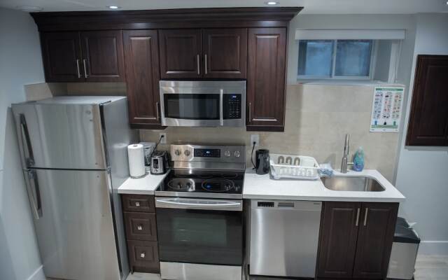 Furnished Downtown Toronto Suites