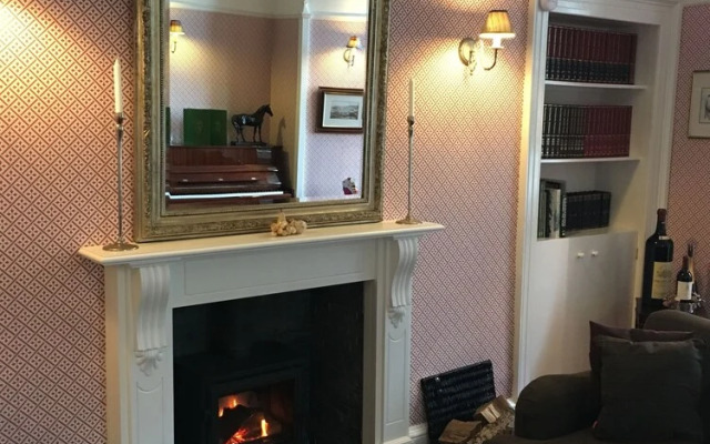 Abbots Brae Hotel