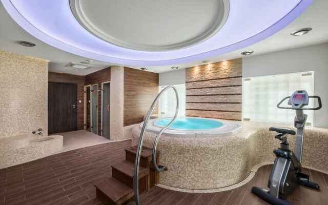 Hotel Rozany Gaj