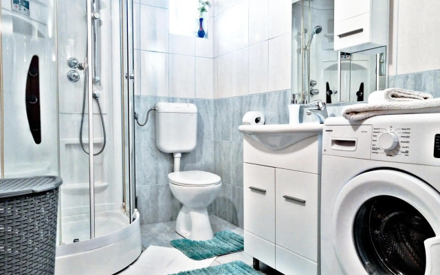 Adria Apartments