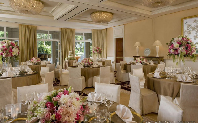 The Peninsula Beverly Hills